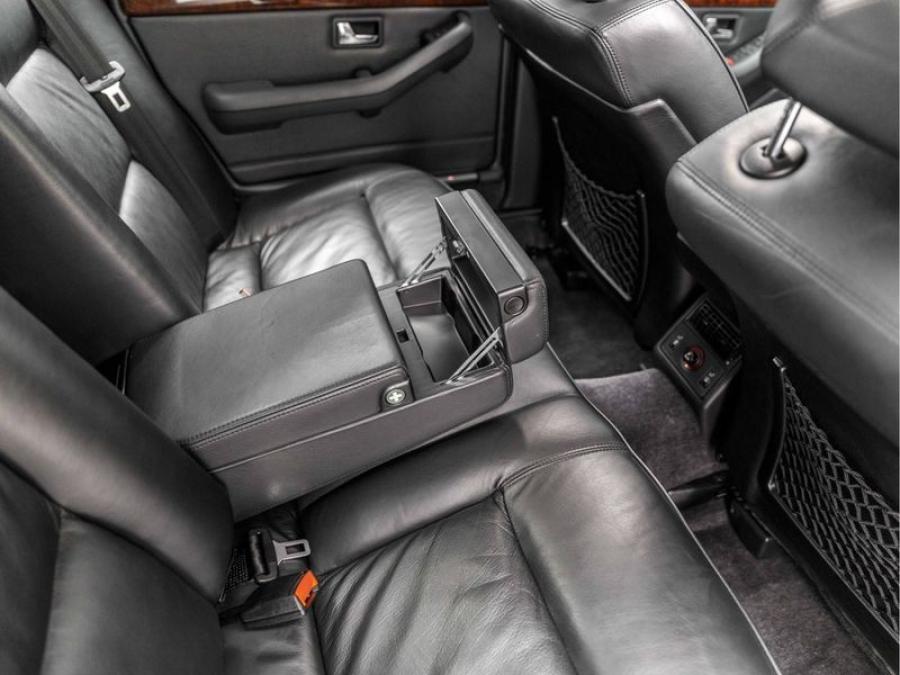 Интерьер Audi V8 1990 года  (EU) (фото 59 из 84)